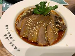 -临界音乐酒馆·小龙虾·江湖菜(华熙LIVE·鱼洞店)