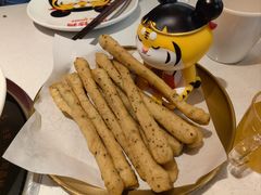 茴香小油条-虎丫炒鸡(西安熙地港店)