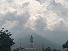 -三塔倒影公园