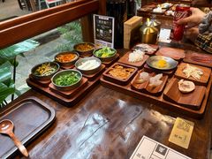 -银米·云南传统过桥米线(双廊黑金冠店)