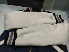 -福奈特洗衣洗鞋(广泉路店)