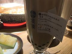 -湊湊火锅·茶憩(杭州湖滨银泰in77店)