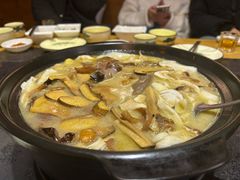 -有一锅·野生菌黑山羊腊排骨火锅(古城北门店)