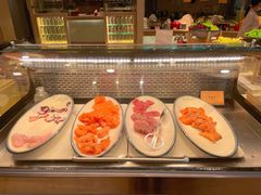 惠灵顿三文鱼-咖啡苑自助餐厅·中国大饭店