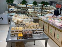 面包甜点陈列柜-幸福蛋糕坊(金顶街店)
