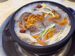 -九寨特色牦牛肉汤锅 羊肉汤锅