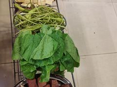 -老石黑山羊毛驴肉火锅(金凯广场店)