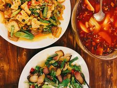 -乡土特色.冷锅鱼.牦牛肉汤锅