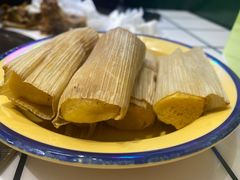 手工玉米粑-晓彭肥肠鸡·泡椒鸡火锅(水木天地店)