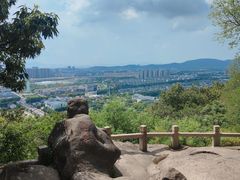 -灵岩山风景区