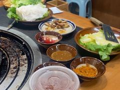 -阿山卓·野生菌火锅·纳西火塘烤肉