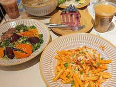 煎牛肉烤时蔬羽衣甘蓝沙拉-BAKER&SPICE(安福路店)