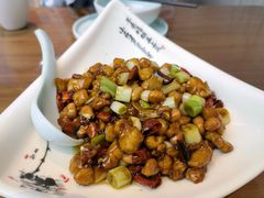 宫保鸡丁-有红鸡毛店·川菜(建设路店)