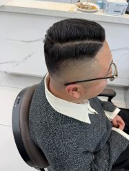 -尤司男士国潮理发馆