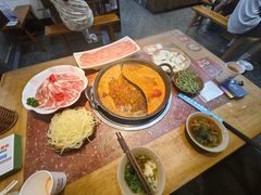 -赵美丽·重庆社区火锅·直营店(火车东站·中豪国际店)