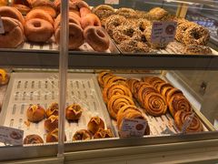 -红星前进面包牛奶公司(畅春园店)