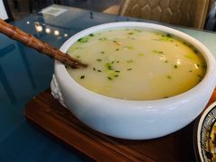 泉水鲫鱼汤-鲜塘宴·千岛湖大鲫鱼(南湖店)