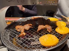-草家酱蟹炭火烤肉店(珲春南路二店)