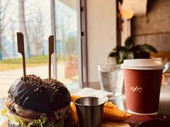 -三勾JJJ Burger&Coffee(梅溪湖店)