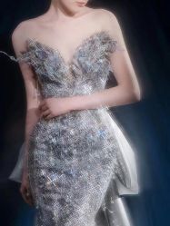 -Renee芮亦婚纱(原丽莎)