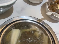 -帝皇海海鲜豆捞(桐泾商务广场店)