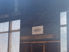 -上海龙之梦万丽酒店