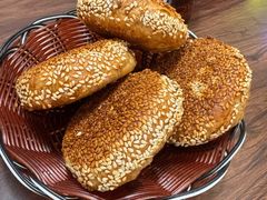秘制烧饼-万红路羊汤烧饼店(将台路店)