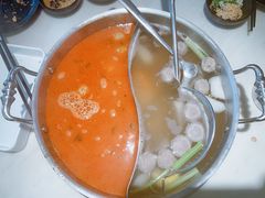 -左庭右院鲜牛肉火锅(浦江欢乐颂店)