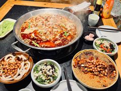 -小饕荟雅安贡椒鱼鲜馆(广福桥店)