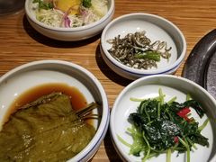 猪肉定食-王妃家(明洞中央店)