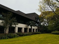 -上海怡沁园度假酒店