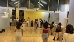 点击看大图 -YASAKI国际舞蹈中心