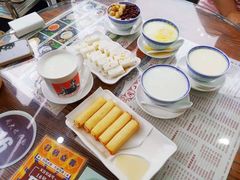 -周大娘牛乳(旧寨古村总店)