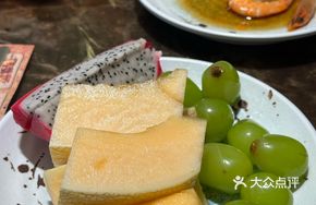 Fresh Seasonal Fruit