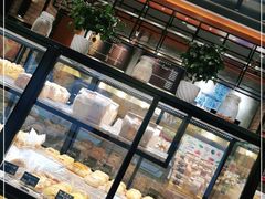 面包甜点陈列柜-酵種麦田(山师店)