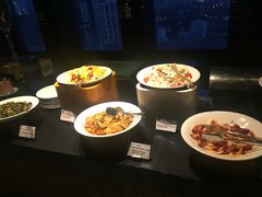 -唐拉雅秀酒店-西锦汇空中BBQ·思创餐厅