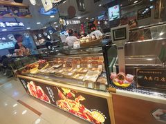 面包甜点陈列柜-留夫鸭(巴黎春天宝山店)