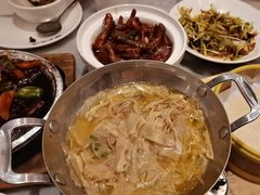 -小菜园新徽菜(宜兴八佰伴店)