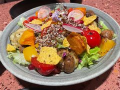 烤南瓜藜麦沙拉-La Terre乐田(万象城店)