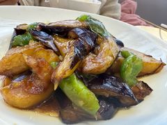 -关东小磨东北菜(上海长风大悦城店)