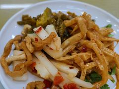 -红鼻子桂林米粉(金唐新光界店)