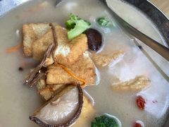 -天天向上素食餐厅(五台山店)