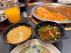 -沸炉重庆老火锅(军事博物馆店)