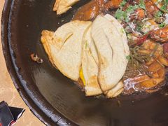 -万里闯关东铁锅炖菜馆(高新旗舰店)