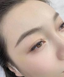 -莲姿娜·半永久纹眉皮肤管理