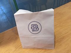 -巴黎贝甜(大宁国际商业广场店)