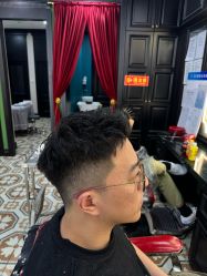 -豪帅男士理容馆