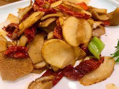 -清真·玛丽亚新疆菜主题餐厅(浙江中路店)