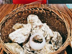 -蚝堡海鲜·威海菜·海肠捞饭·烧烤·亚洲吃蚝公司(幸福门店)