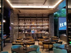 -星河吉酒店-BOND大堂吧·咖啡·简餐